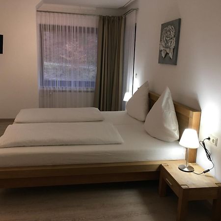 Hotel-Pension Zum Paradies Willingen  Kültér fotó