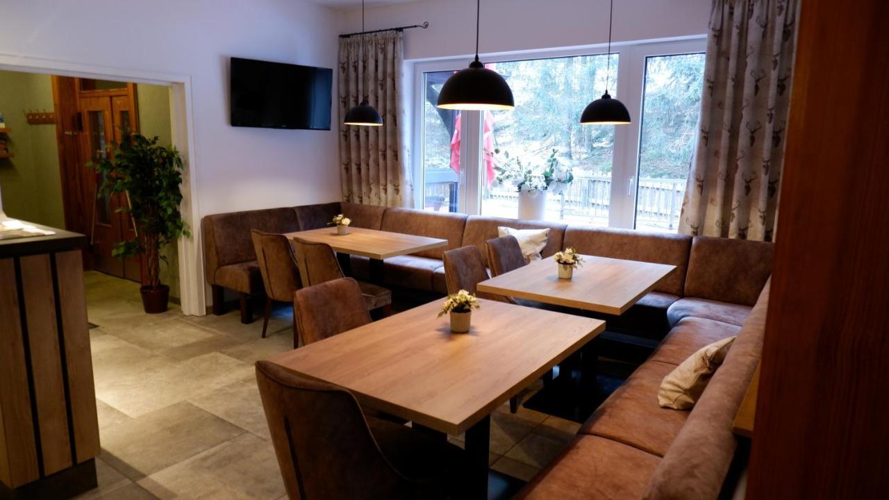 Hotel-Pension Zum Paradies Willingen  Kültér fotó