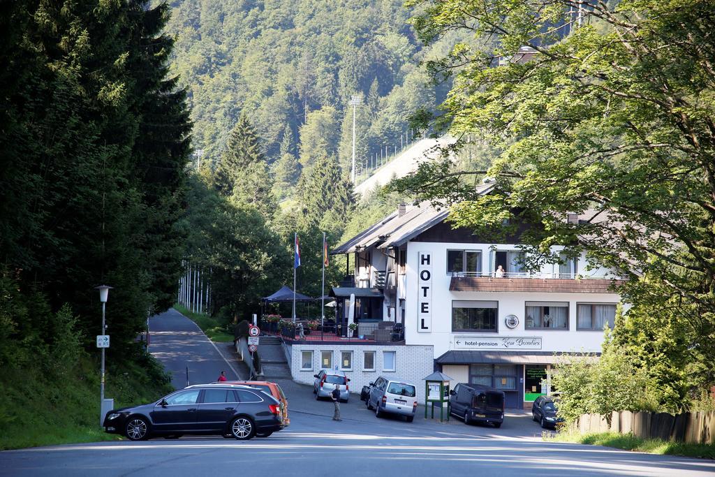 Hotel-Pension Zum Paradies Willingen  Kültér fotó